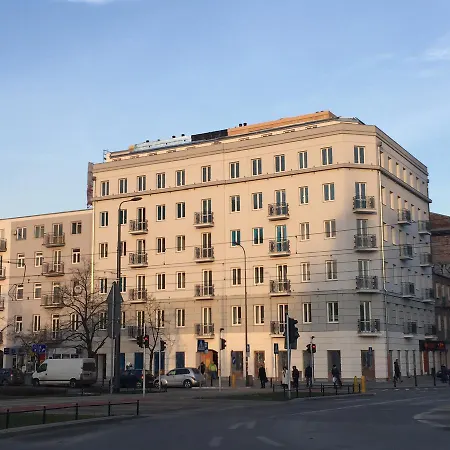 Хостел Vava *